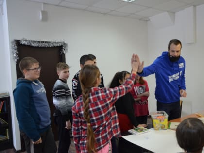 Молодогвардейцы Самарской области провели мастер-класс по граффити для детей в ПВР!