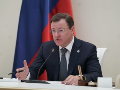 Губернаторский контроль: Дмитрий Азаров поручил повысить ответственность главных врачей за качество работы