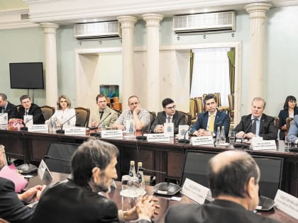 УЧЕНЫХ — В СВЕТ