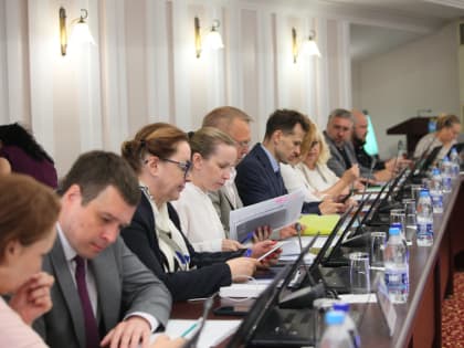 Заседания комитетов