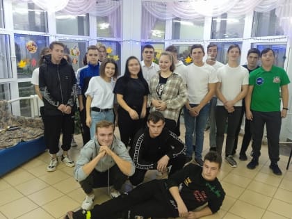 Закружила осень золотая