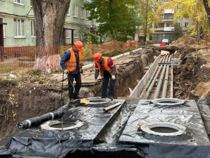 Глава Тольятти проверил работы по замене теплосетей в 75 квартале