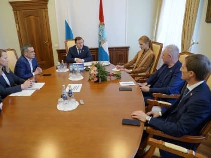 (фото) Дмитрий Азаров обсудил с депутатами Госдумы лучшие практики Самарской области по поддержке местных производителей