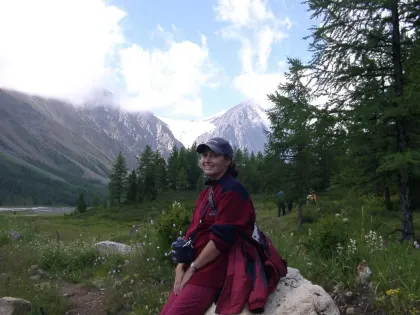 «Ловили их под корягами всей семьей»: как профессор Комарова открыла более 90 видов комаров