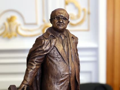 Памятник Дмитрию Козлову откроют в первой декаде октября