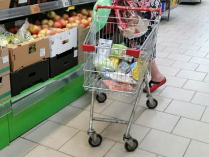 Покупают тележками: в магазинах Сызрани набирают популярность два продукта, а гречка лежит