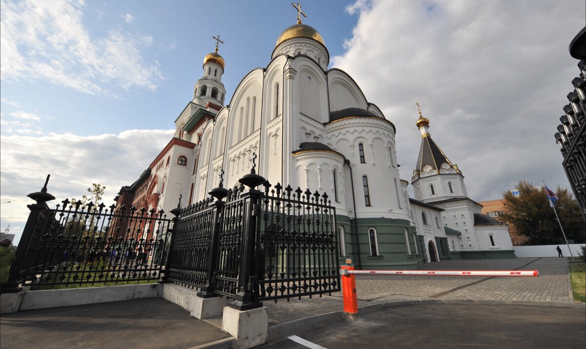 Поволжский православный тольятти. Тольяттинский православный институт. Поволжская Академия святителя Алексия. Поволжский православный институт. Поволжский православный институт Тольятти фото.