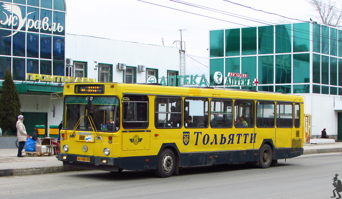 3 автобус тольятти. Тольяттинский автобус. Автобусы Тольятти. Общественный транспорт Тольятти. Общественный транспорт города Тольятти.