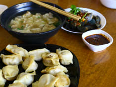 Dabao Jiaozi (大宝饺子)