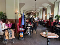 Cafe Eiles