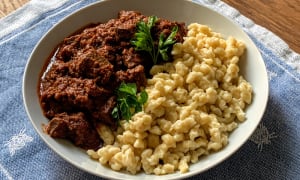 Goulash (Marhapörkölt)