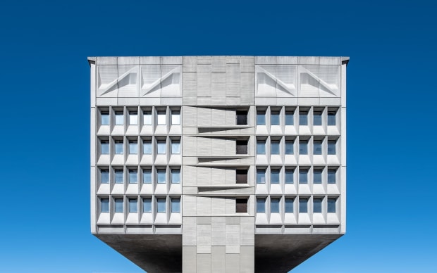 marcel bruer armstrong building connecticut hotel