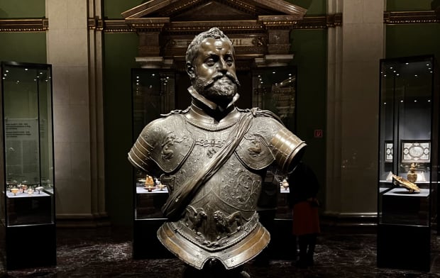 habsburg rudolf statue khm kunstkammer