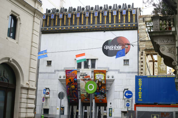 parisiana budapest bela lajta