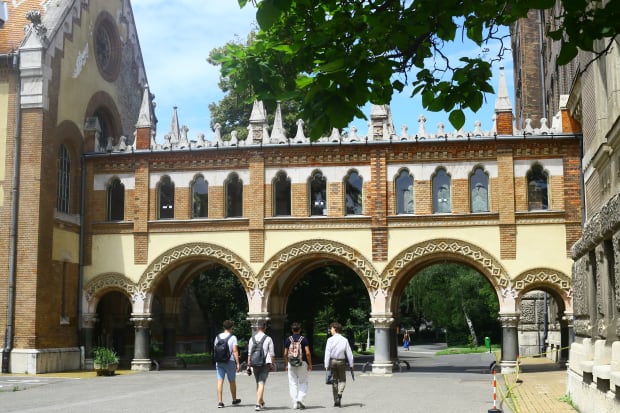 budapest university of technology bme campus 2