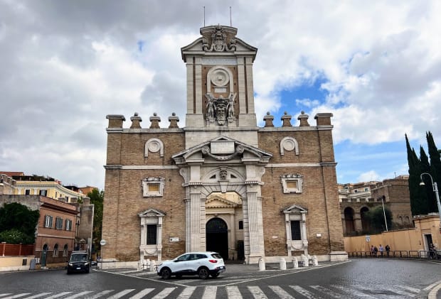 michelangelo porta pia rome