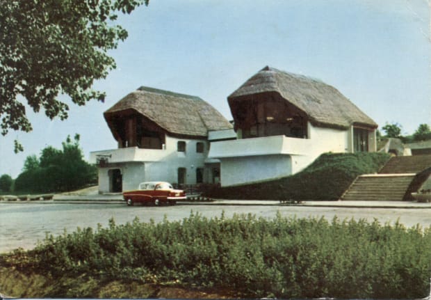 sio-csarda-szekszard-makovecz