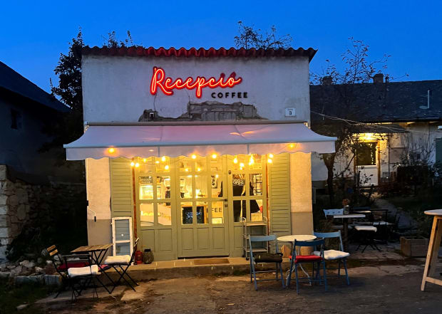 recepcio coffee mad tokaj