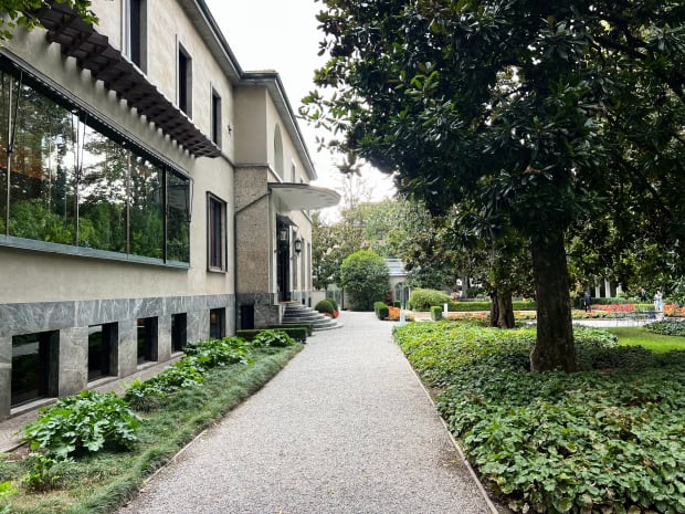 villa necchi facade from the side milan