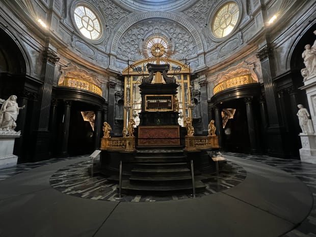 guarino guarini chapel of the holy shround turin