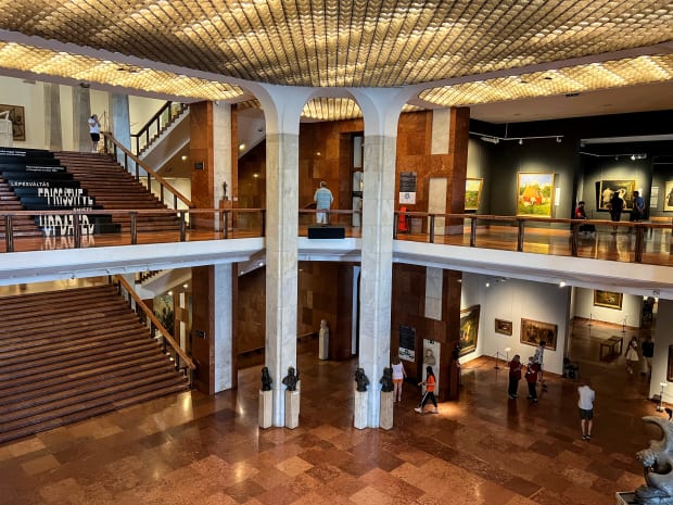 hungarian national gallery inside