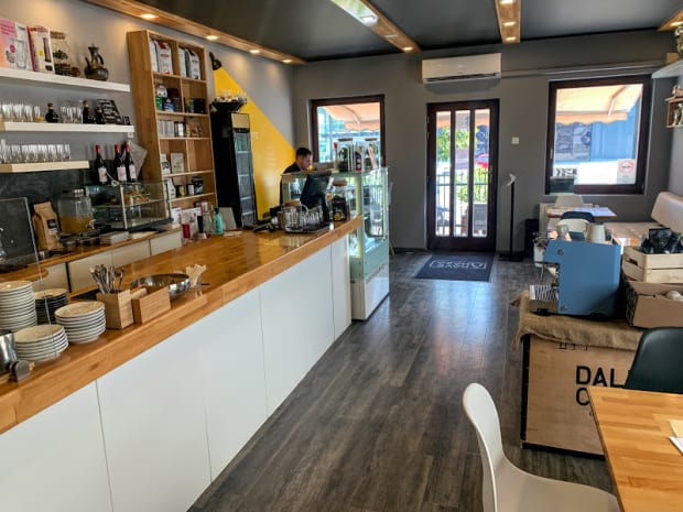 kave-haza-coffee-shop-szekszard