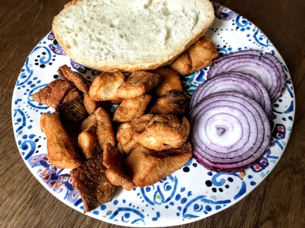 hungarian-toportyu-pork-cracklings