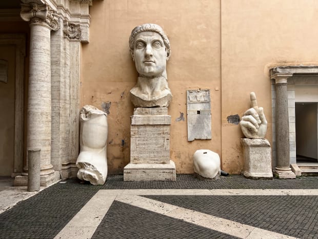 emperor constatine colossal capitoline museums