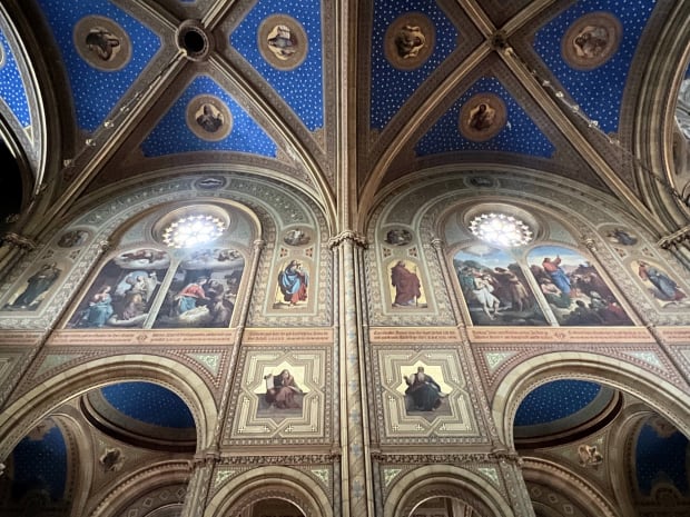 altlerchenfelder kirche wien fresko