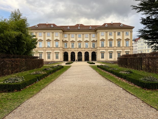 liechtenstein gartenpalais rear facade