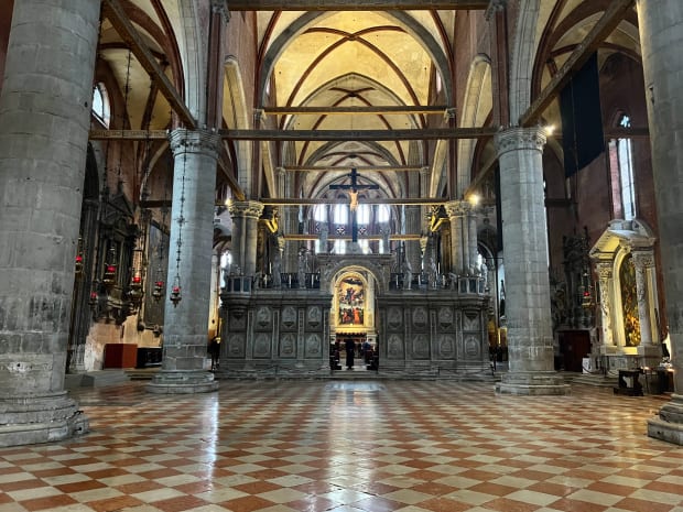 frari church venice inside