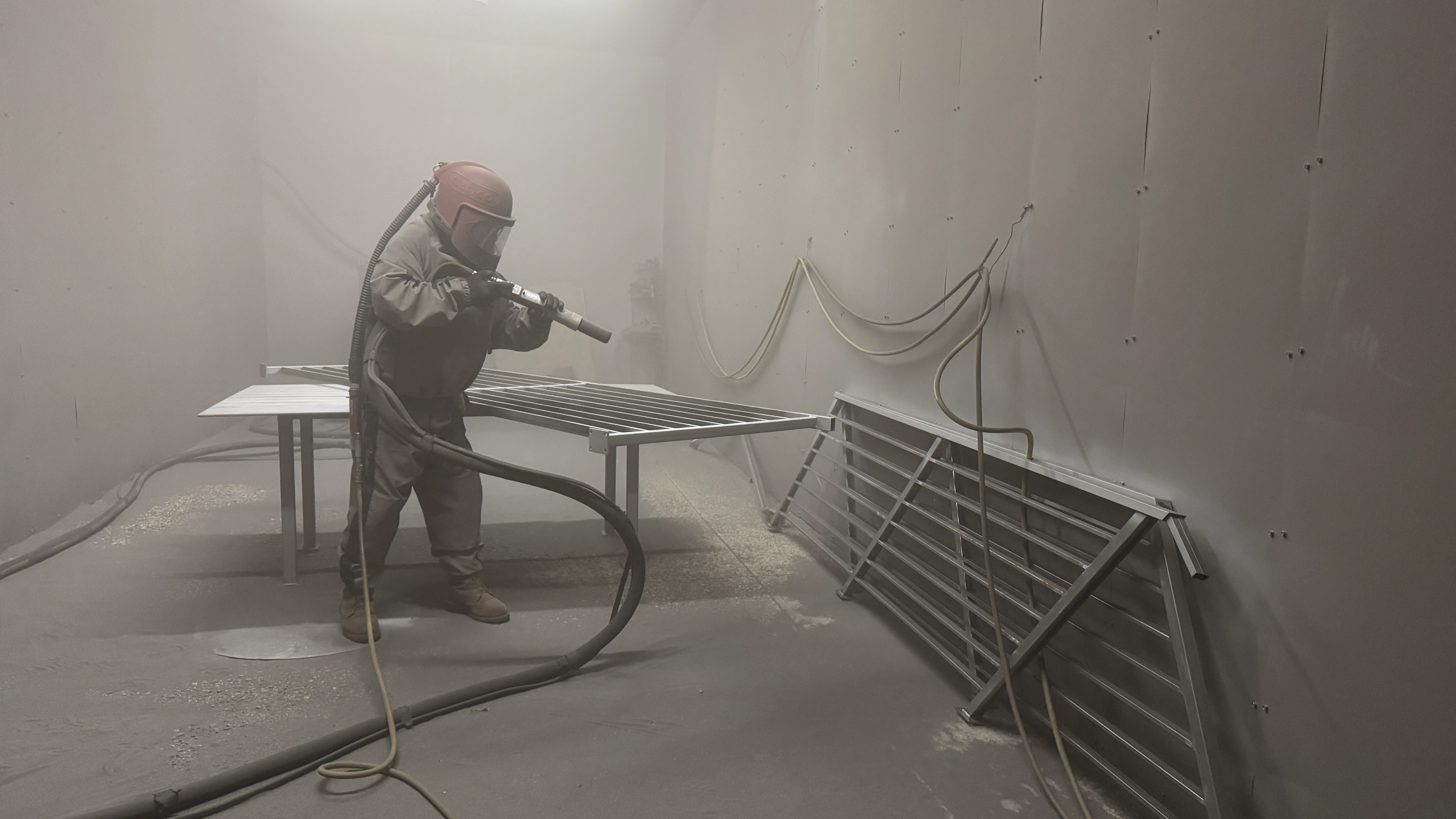 Man-Abrasive-Blasting