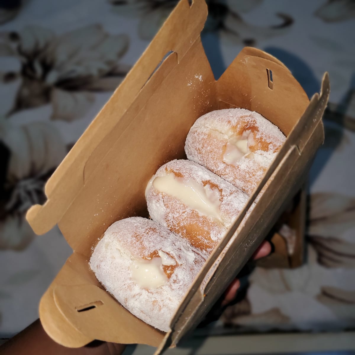Milky filled doughnuts 