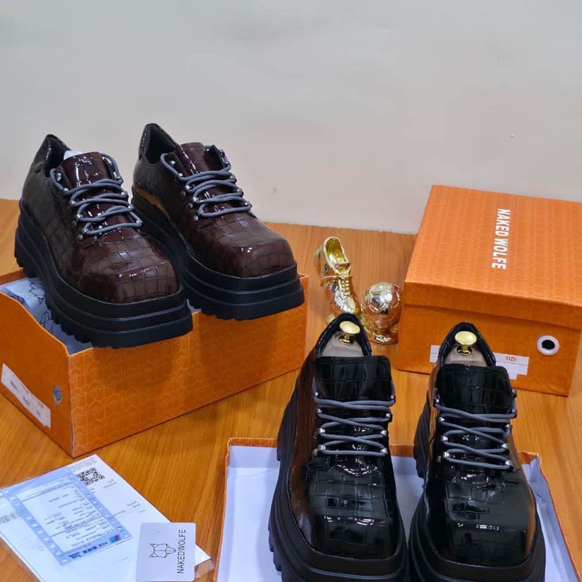 NAKED WOLF Leather shoes 