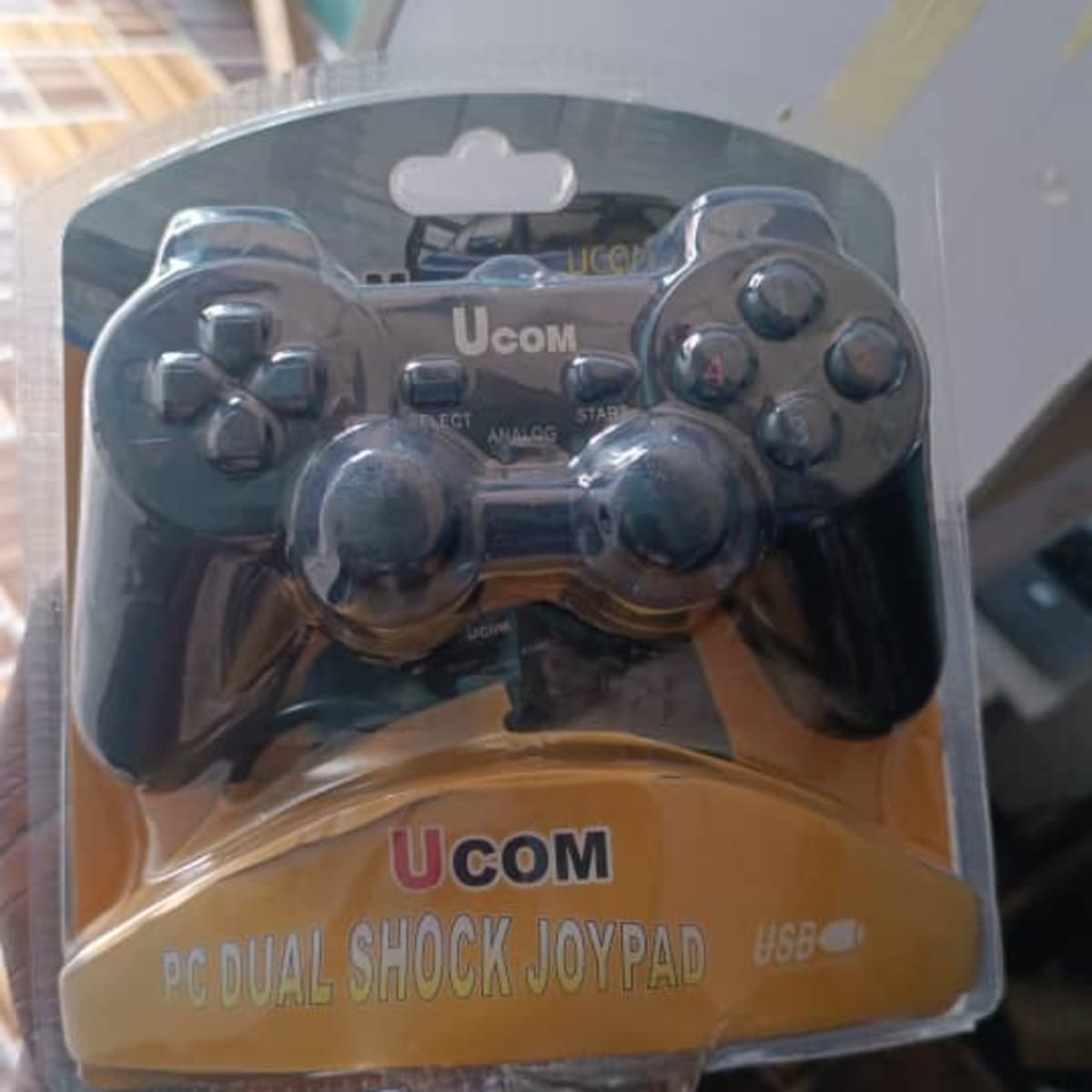 UCom gaming pad (USB)