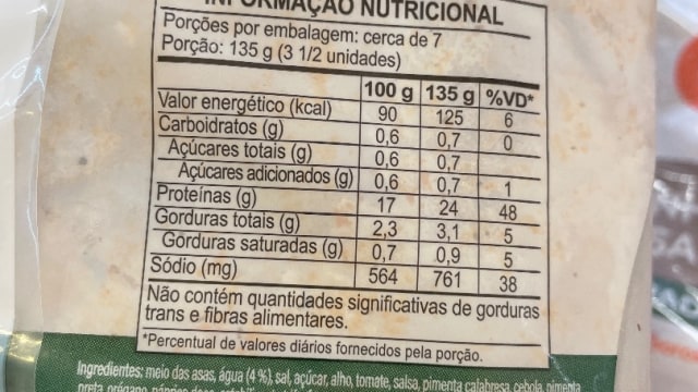Rótulo do produto Meio das Asas de Frango Temperado Congelado