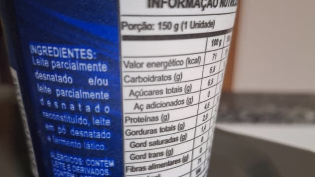 Rótulo do produto Iogurte Natural Parcialmente Desnatado