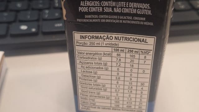 Rótulo do produto Bebida Láctea UHT com Café e Cacau 3 Corações