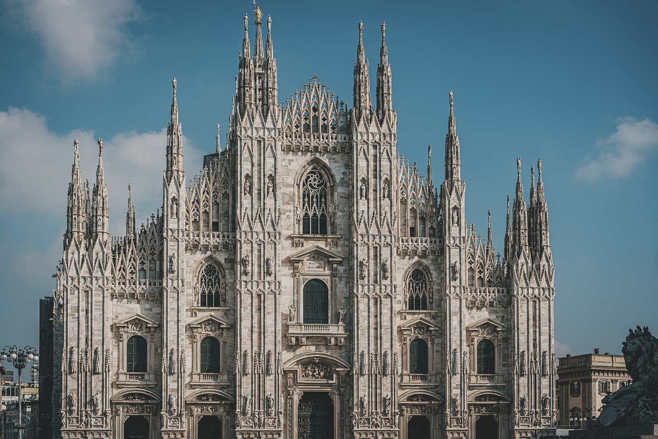 Mailand Italien Winterzauber in Mailand: Unvergessliche Momente mit Freunden