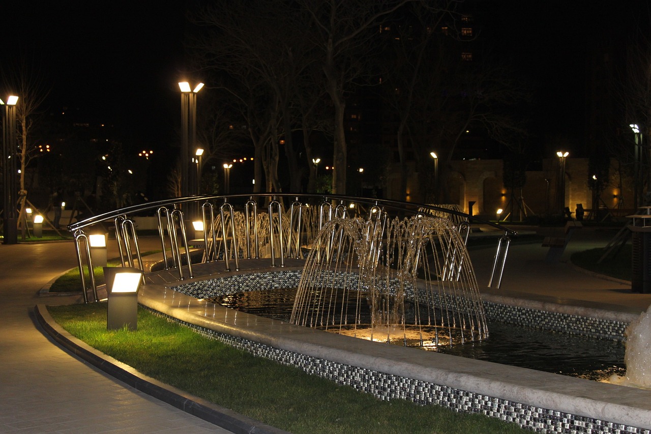 חבילות in Baku