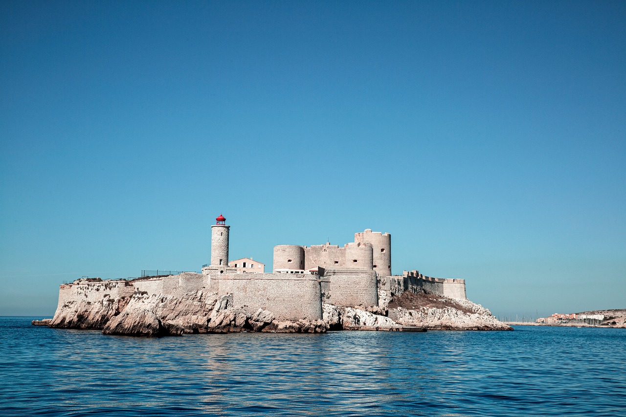 Marseille Frankreich Herbstzauber in Marseille: Einfacher Freundestrip