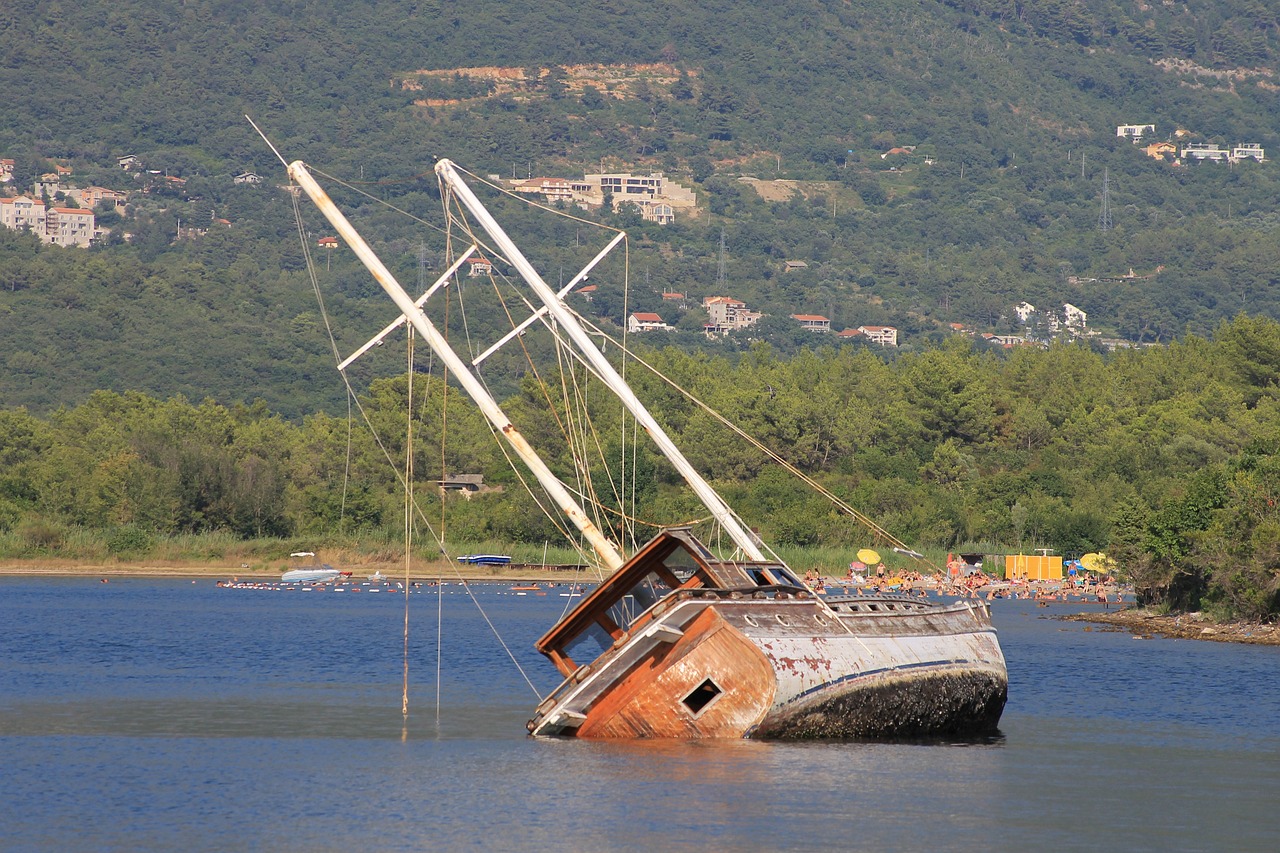טיסות in Tivat