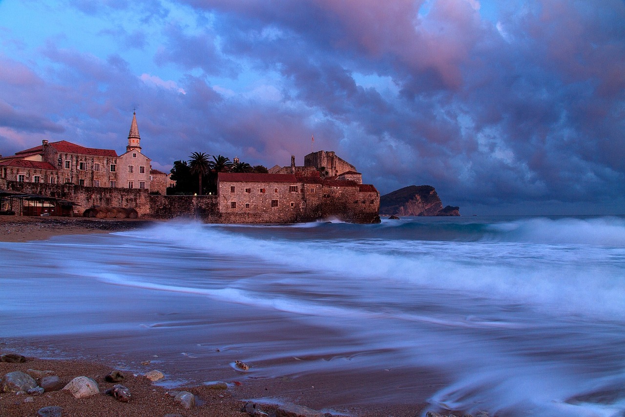 חבילות in Budva