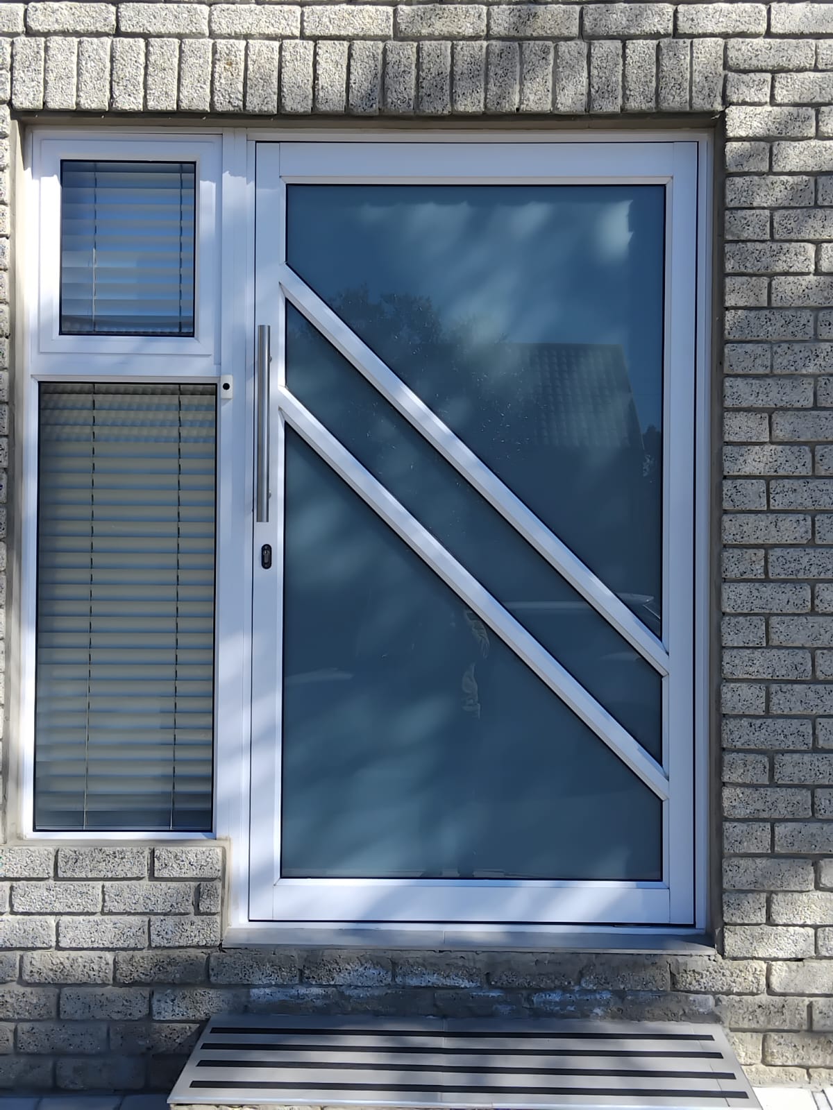Diagonal Bar Aluminium Door