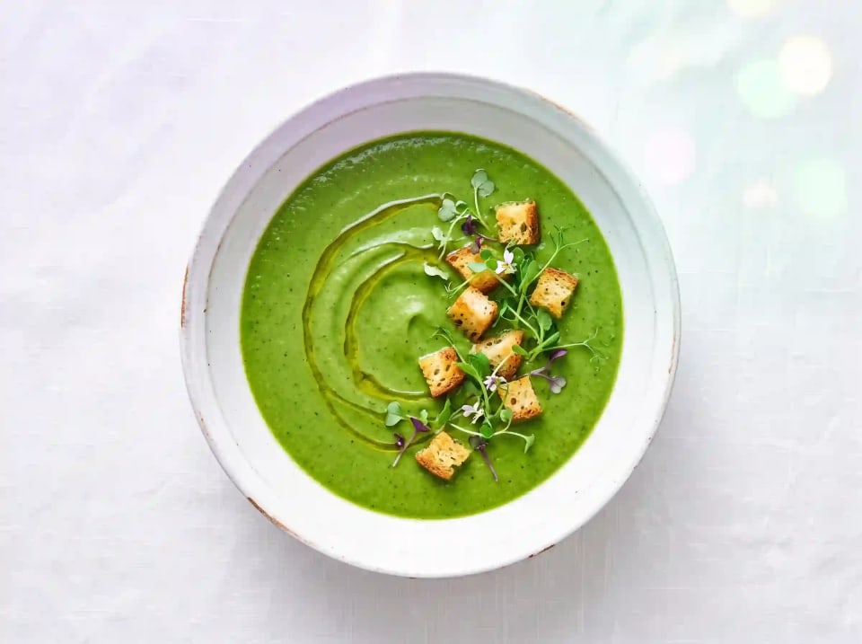 Photo de la recette Velouté Vert Protéiné Rapide, idée de dîner à 435 kcal par portion