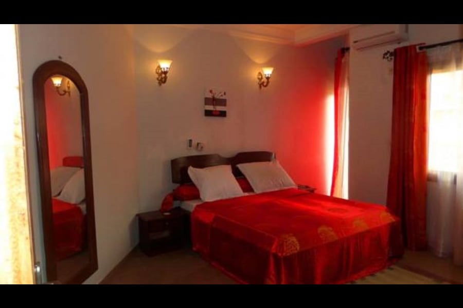 Appartement Deluxe entièrement climatisé - Biyem- Assi 13