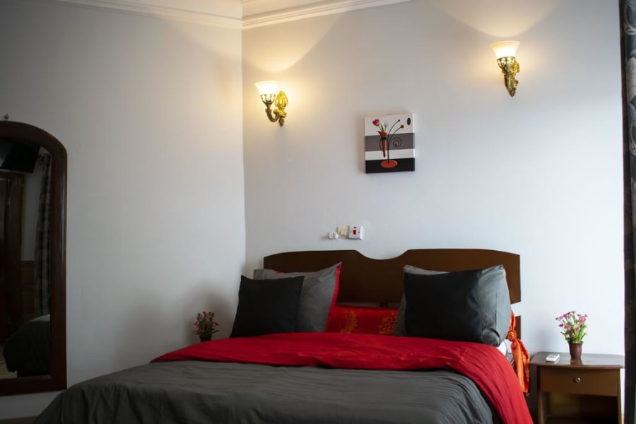 Appartement Deluxe entièrement climatisé - Biyem- Assi 10