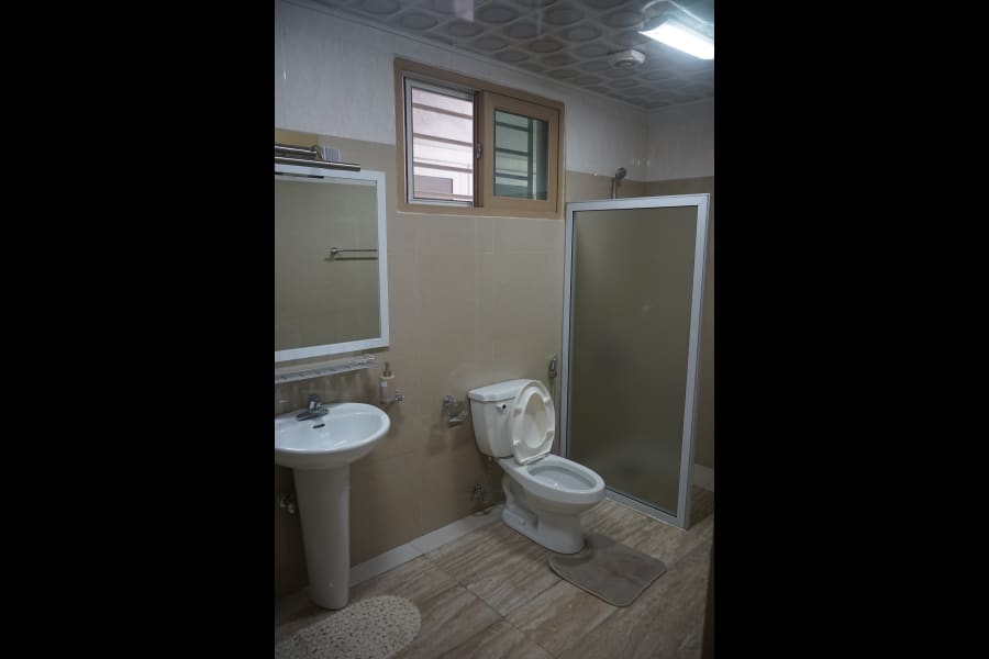 Luxury 03 Bedroom Apartment - Bonapriso, Douala 9