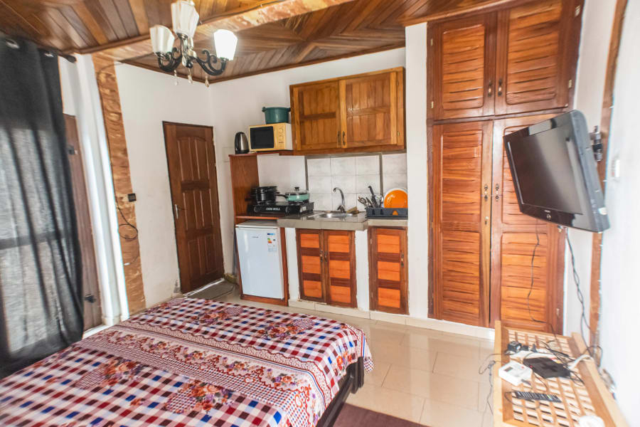 Belle chambre meublée LG - Douala, Bonapriso 1