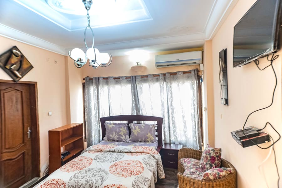 Très belle chambre meublée GA - Makepe Saint Tropez 1